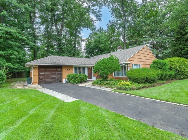 7 Appletree Ln