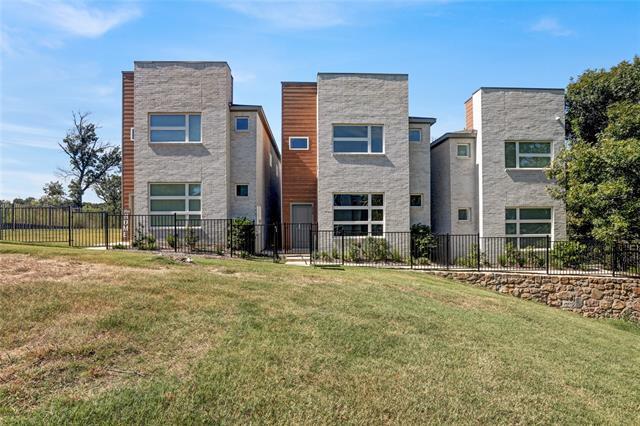 Photo - 312 Oakbend Dr