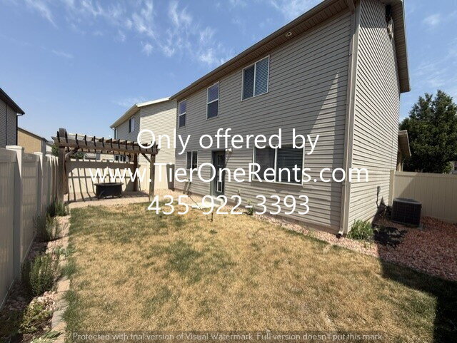 Building Photo - NO DEPOSIT option available for qualified renters!