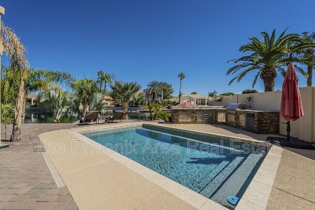 Photo - 3761 S Hawthorn Dr