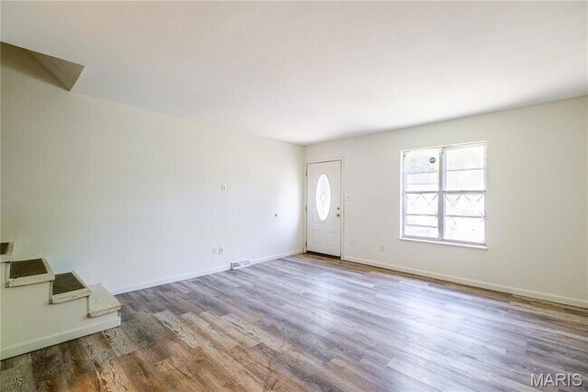 Photo - 3025 Pembroke Ln