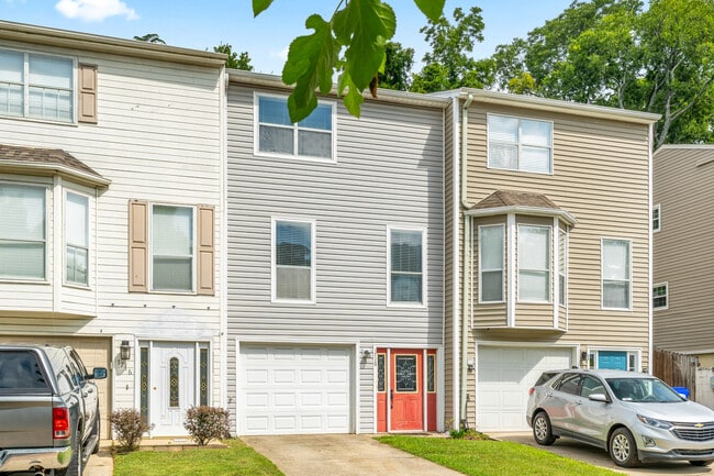 Building Photo - 1718 13th Ct S Rental