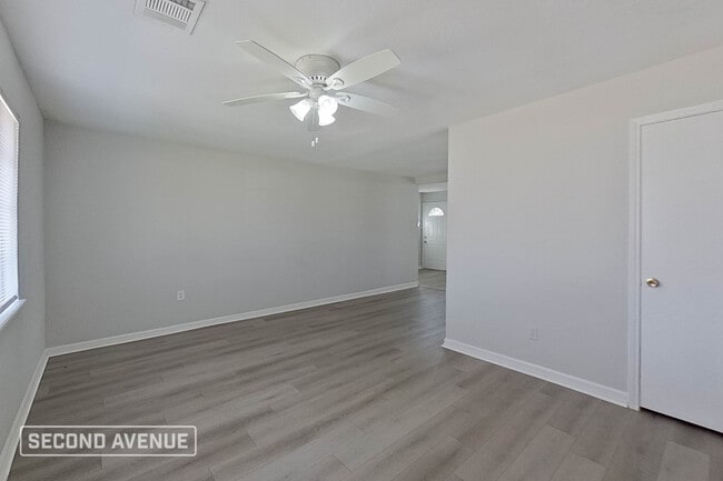 Photo - 205 Tilden Dr