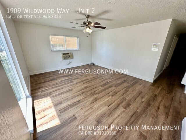Photo - 1909 Wildwood Way Unidad 2