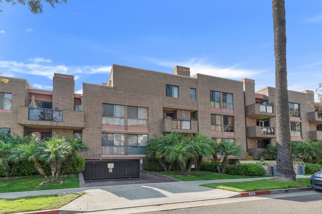 Photo - 235 S Tower Dr Unit 305