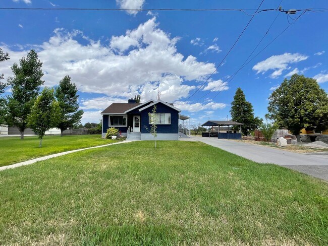 3 Bedroom/2 Bath House in Grantsville with... - 3 Bedroom/2 Bath House in Grantsville with...
