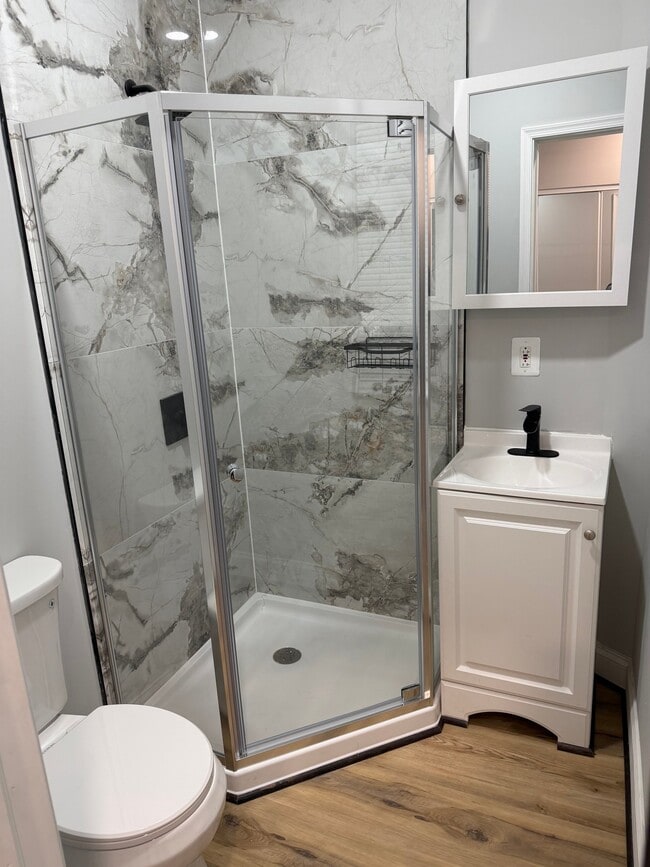 Photo - 3113 Presbury St