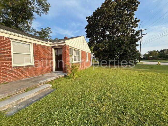Photo - 999 Seminole Dr Unit 999-B Seminole Drive