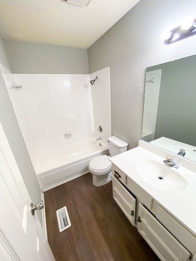 Photo - Beautiful 4 Bedroom 2 Bath