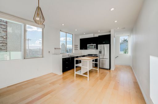 Photo - Stunning Modern 2 Bedroom Townhome in Ballard! AVAILABLE January 10th!