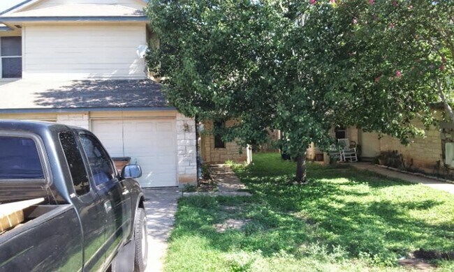 Photo - 2400 Riddle Rd