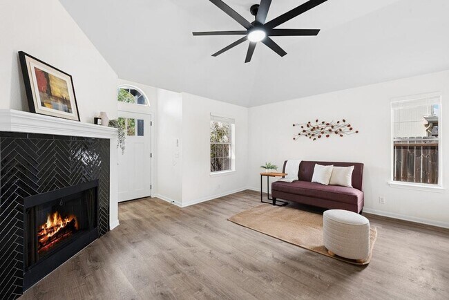 Photo - 16612 Trevin Cove