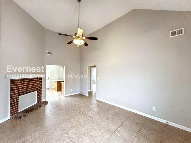 Photo - 7036 Foxhall Dr