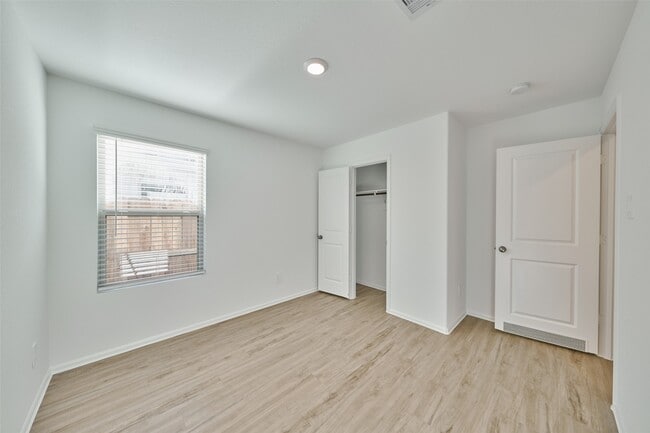 Photo - 3787 Solanum Dr