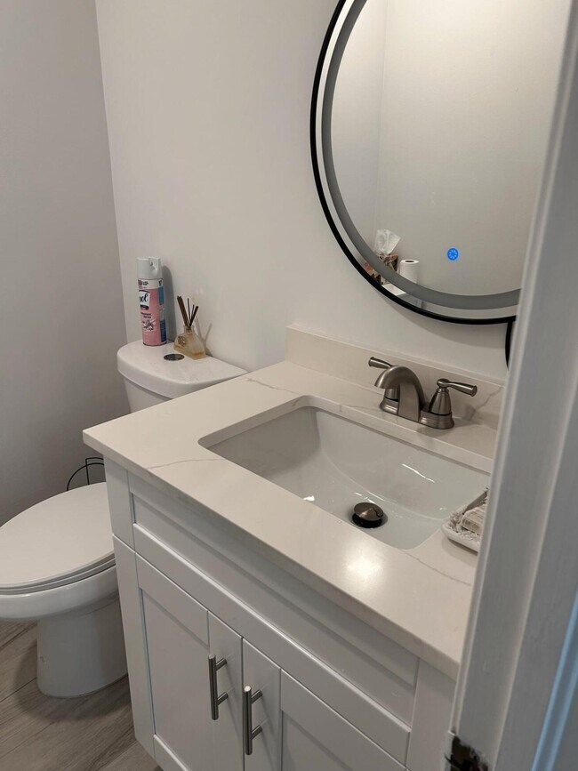 Photo - 369 Waterside Dr