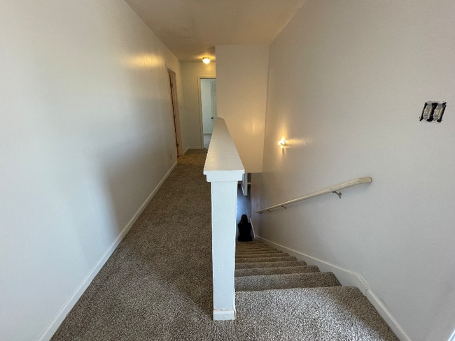 126 N Cavalcade Cir
