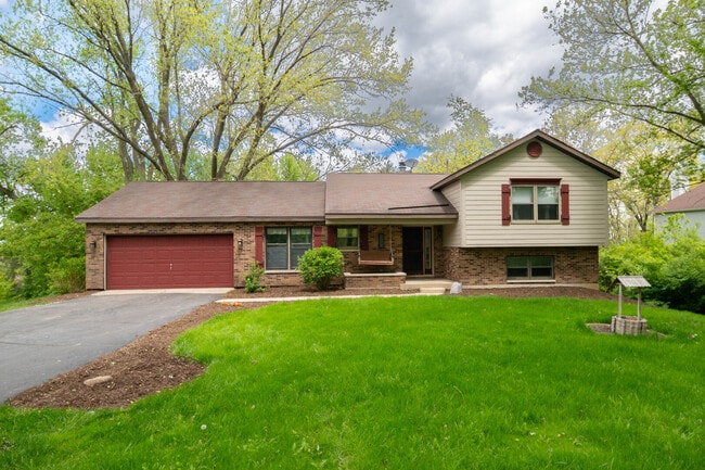 Building Photo - 3516 Kings Lair Dr