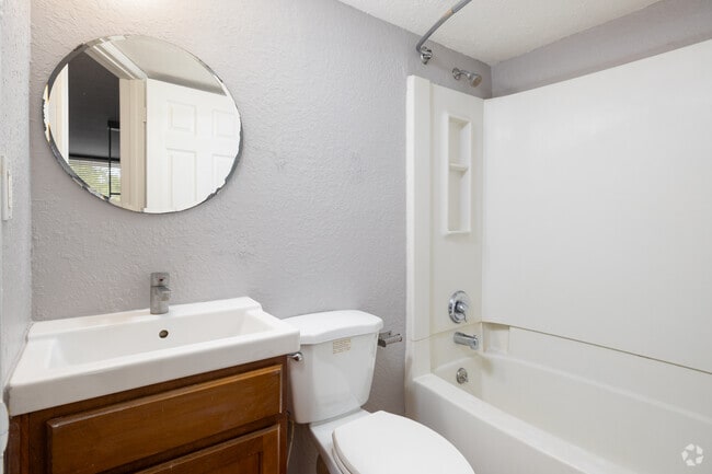 Studio - Bathroom