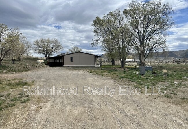 Photo - 5296 Comanche