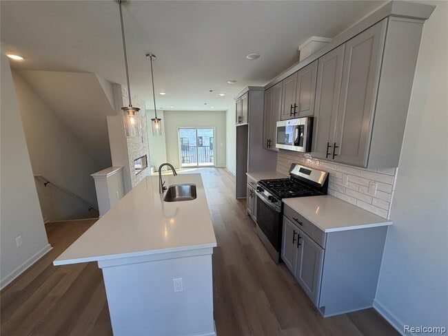 Photo - 23614 Parkview Ln