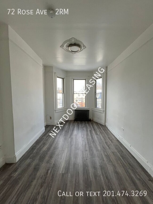 Photo - 72 Rose Ave Unidad 2RM