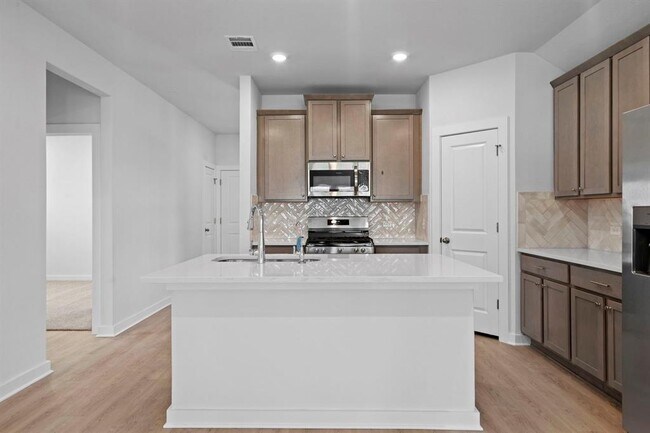 Photo - 212 Brandywine Rd