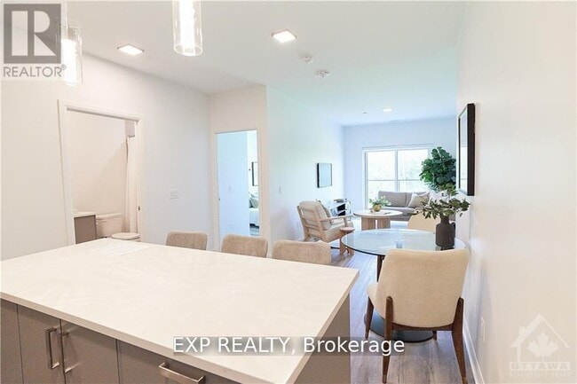 Photo - 2055 Portobello Blvd. Unité 124