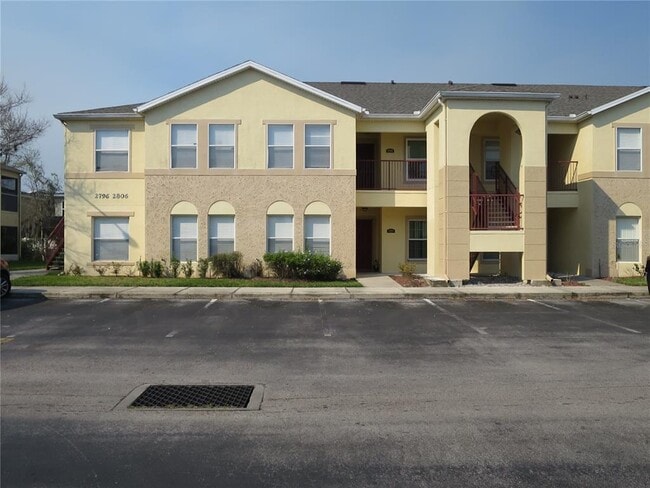 Building Photo - 2806 Club Cortile Cir Unit B