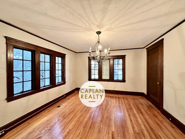 Photo - 110 Marvel Rd