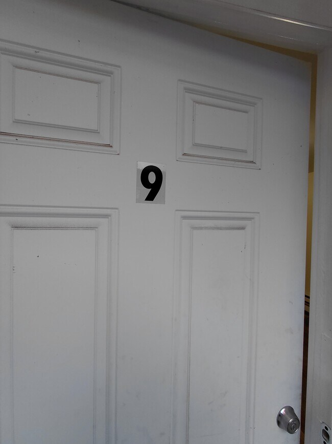 Photo - Fox & Main Apartments Unit 9