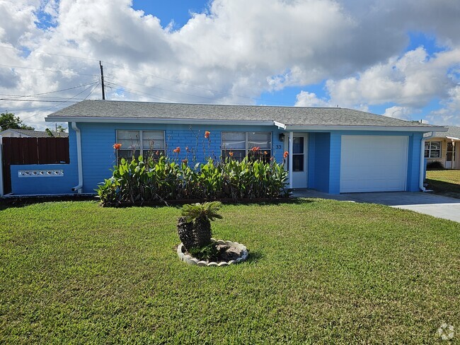 Building Photo - 33 Tropical Dr Rental