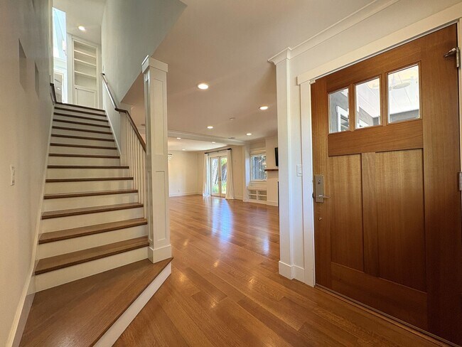 Photo - Spacious 5BR/3.5BA Palo Alto Home with Gourmet Kitchen & Large Backyard