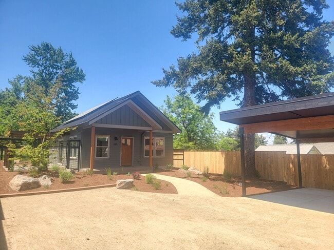 Photo - 395 S Mountain Ave