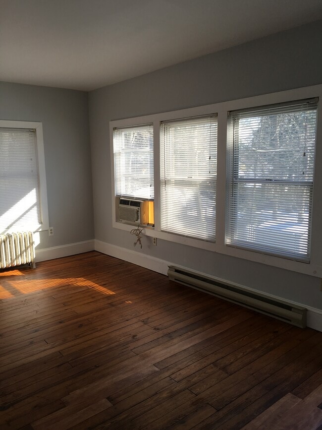 Photo - 301 Nassau St Unit 6
