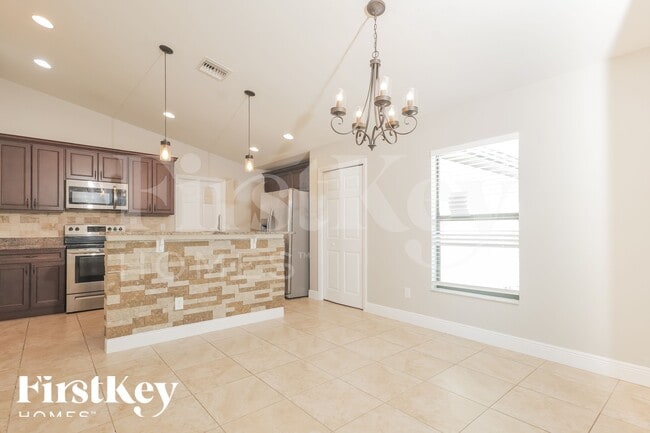 Photo - 1806 NE 2nd Ave