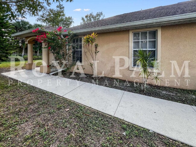 Photo - 2 Bed, 2 Bath Duplex on First Street – Washer & Dryer Included, Pet-Friendly, Minutes from Downto...