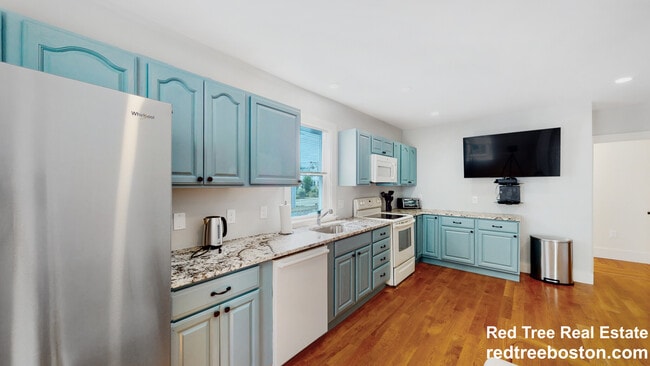 Building Photo - 5-7 Chester Ave. Unit 1 Rental