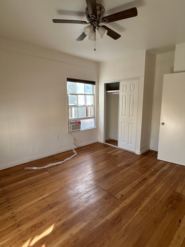 Photo - 1781 Orchid Ave