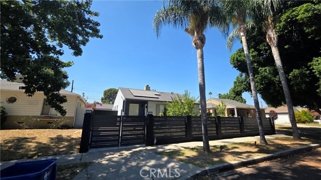 Building Photo - 6637 Capps Ave Rental