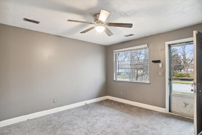 Photo - $1,300 - 3 bedroom 1 bath