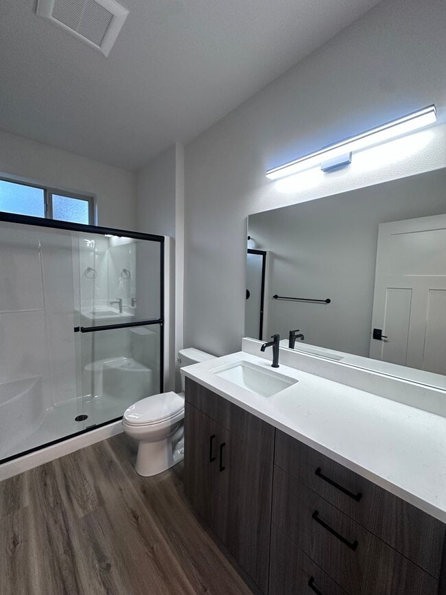 Photo - 3 Bedroom near Vince Genna Stadium - Available 6/19