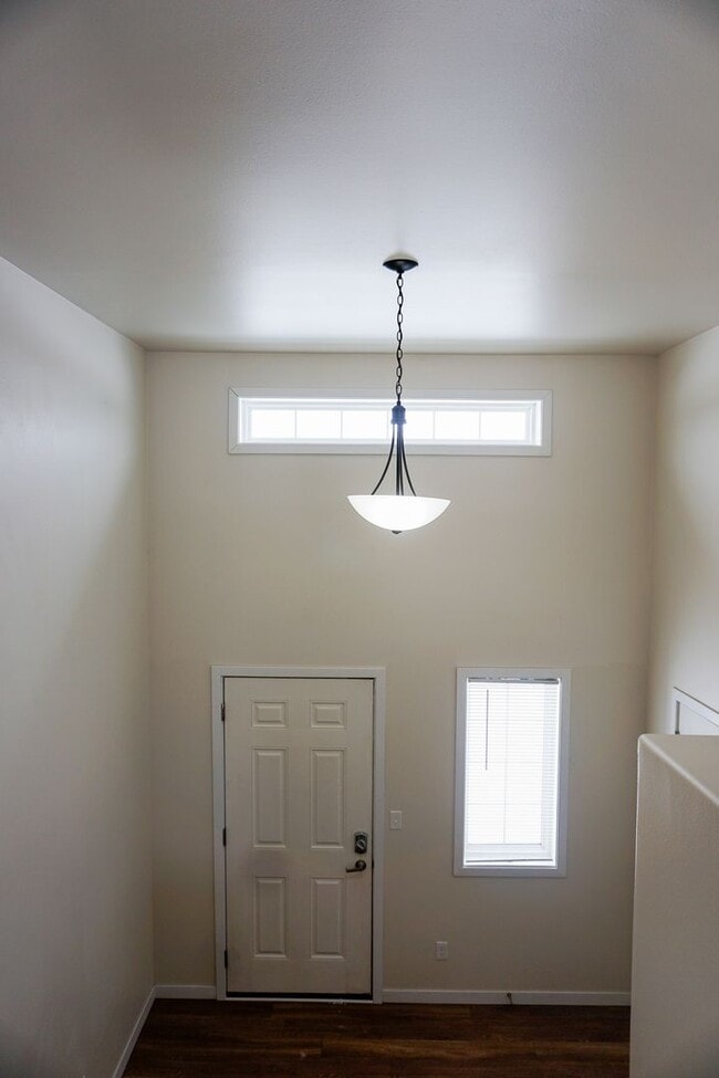 Photo - 3 Bed 2 Bath Twin Home