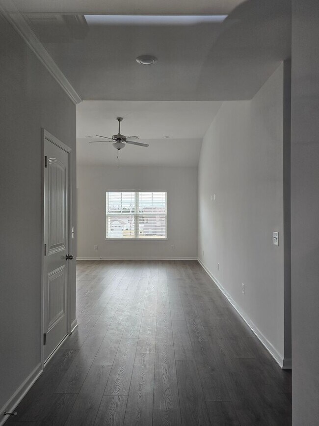 Photo - 229 Republic St