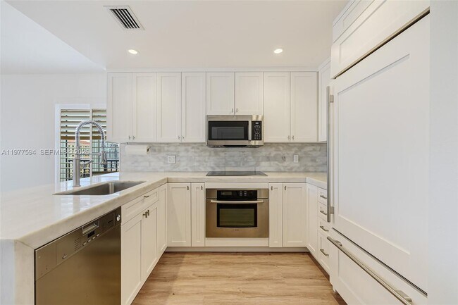 Photo - 10 Aragon Ave Unit 1117