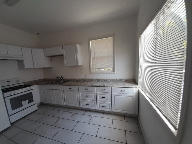 Photo - 2644 Orchard Ave