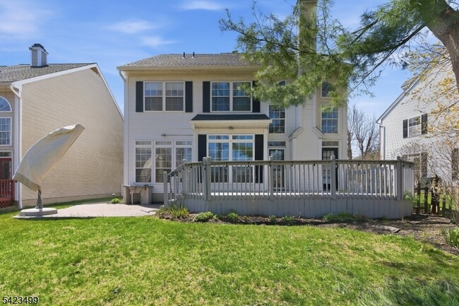 Photo - 62 Magellan Way