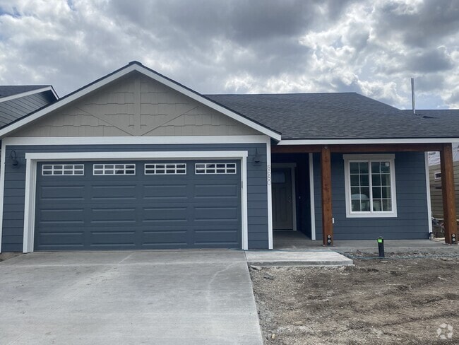 Building Photo - Thayer Cottages Rental