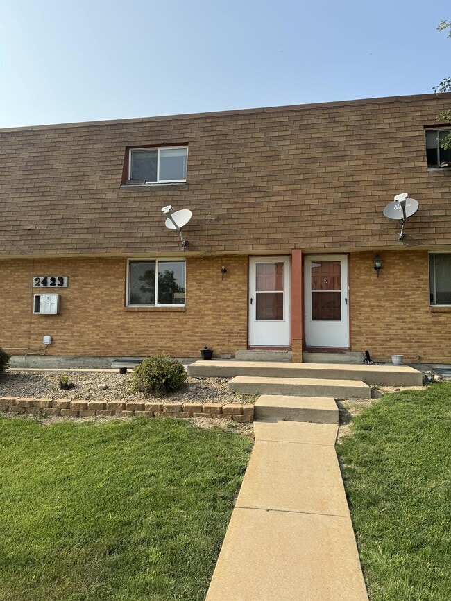 Building Photo - 2423 W 27th St Unit C