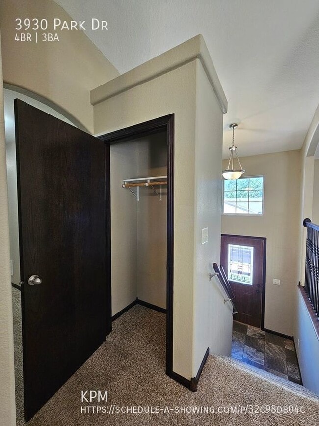 Photo - 3930 Park Dr