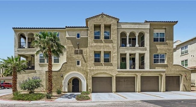 Building Photo - 2555 Hampton Rd Unit 2208